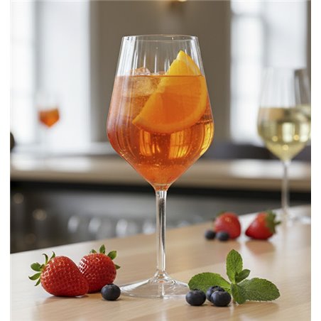 Scopri come scegliere il bicchiere da cocktail ideale per ogni bevanda